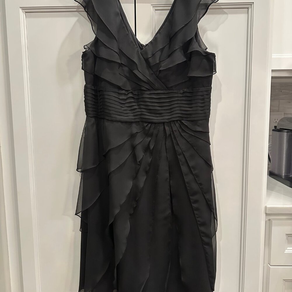 Adrianna Papell tiered chiffon cocktail dress black size 16